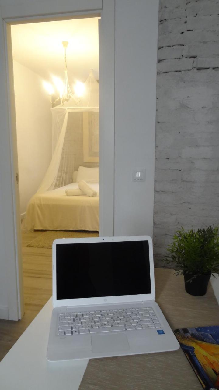Suites By Eric Olsan Valenza Esterno foto