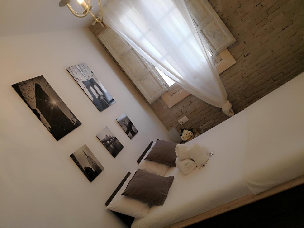 Suites By Eric Olsan Valenza Esterno foto