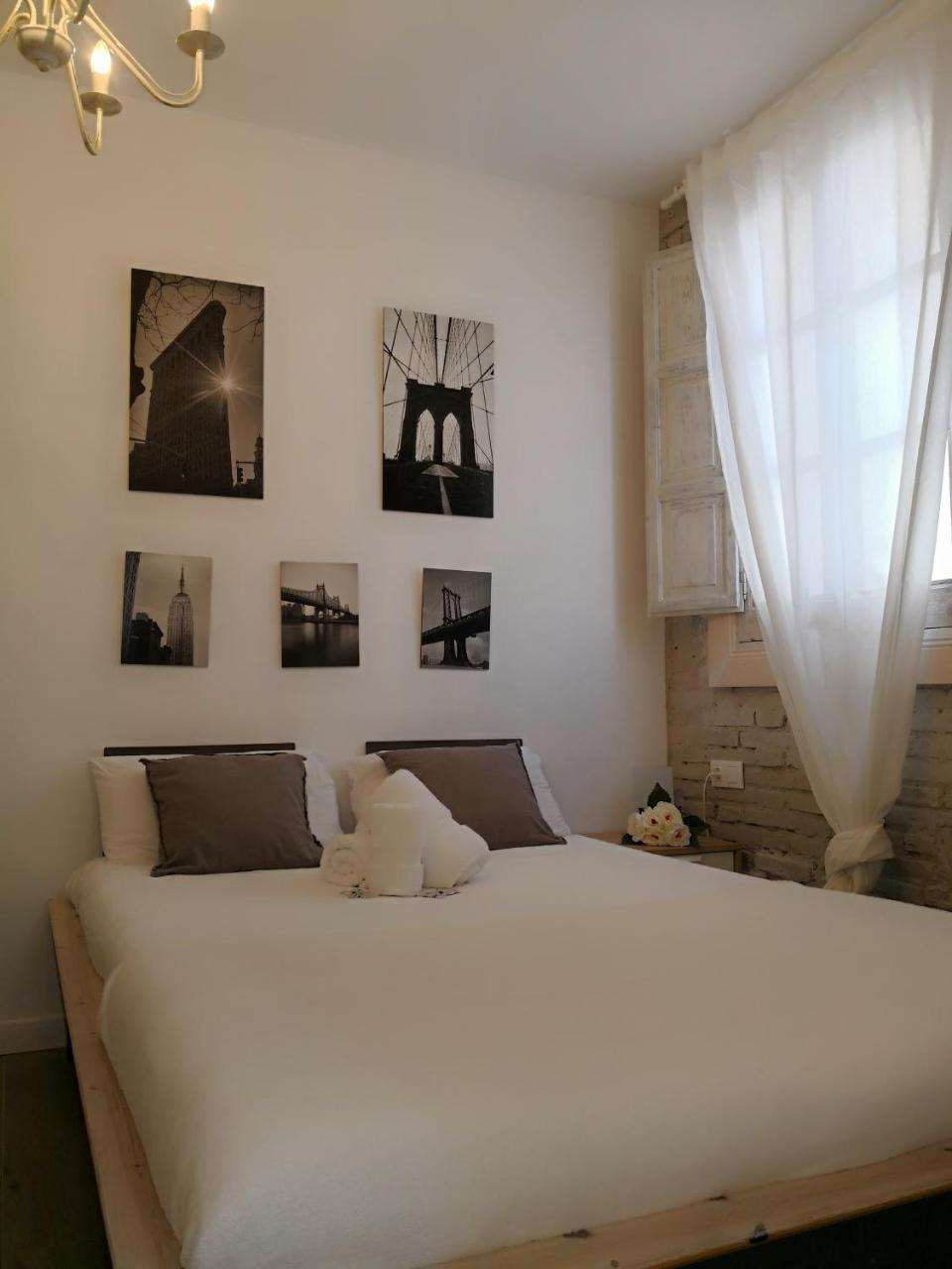Suites By Eric Olsan Valenza Esterno foto